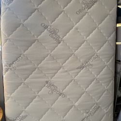 Full Size Mattress 