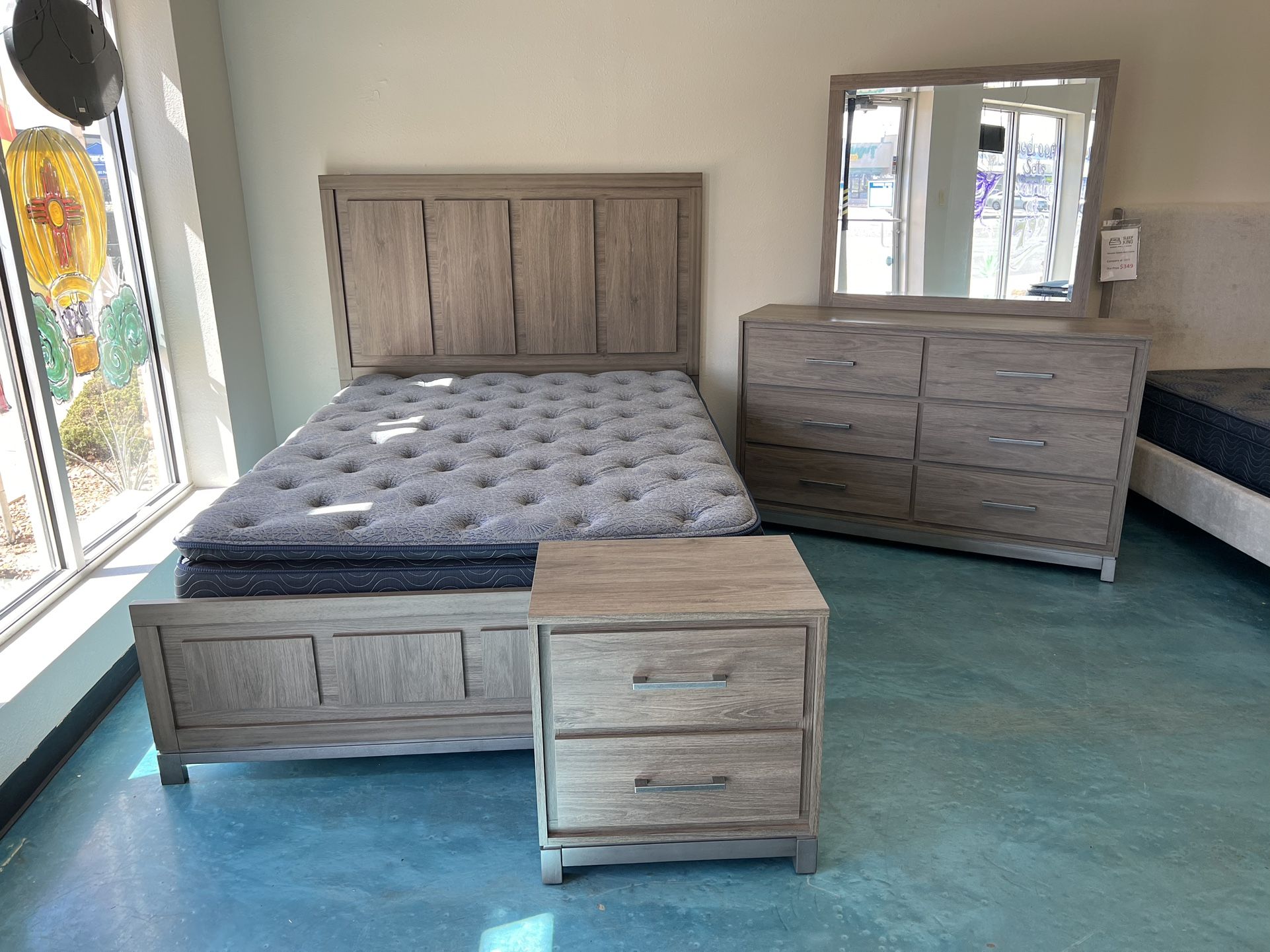 Modern Bedroom Set