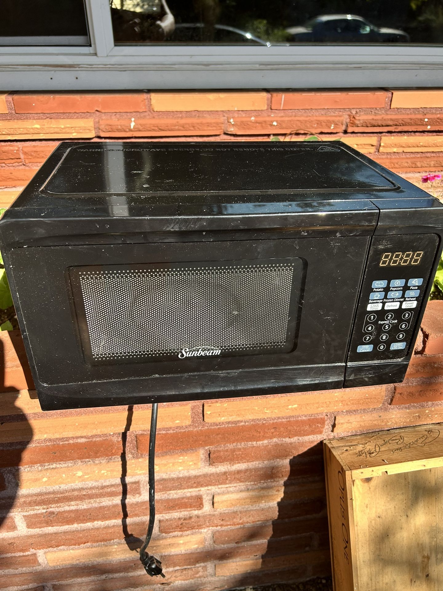 Small Microwave
