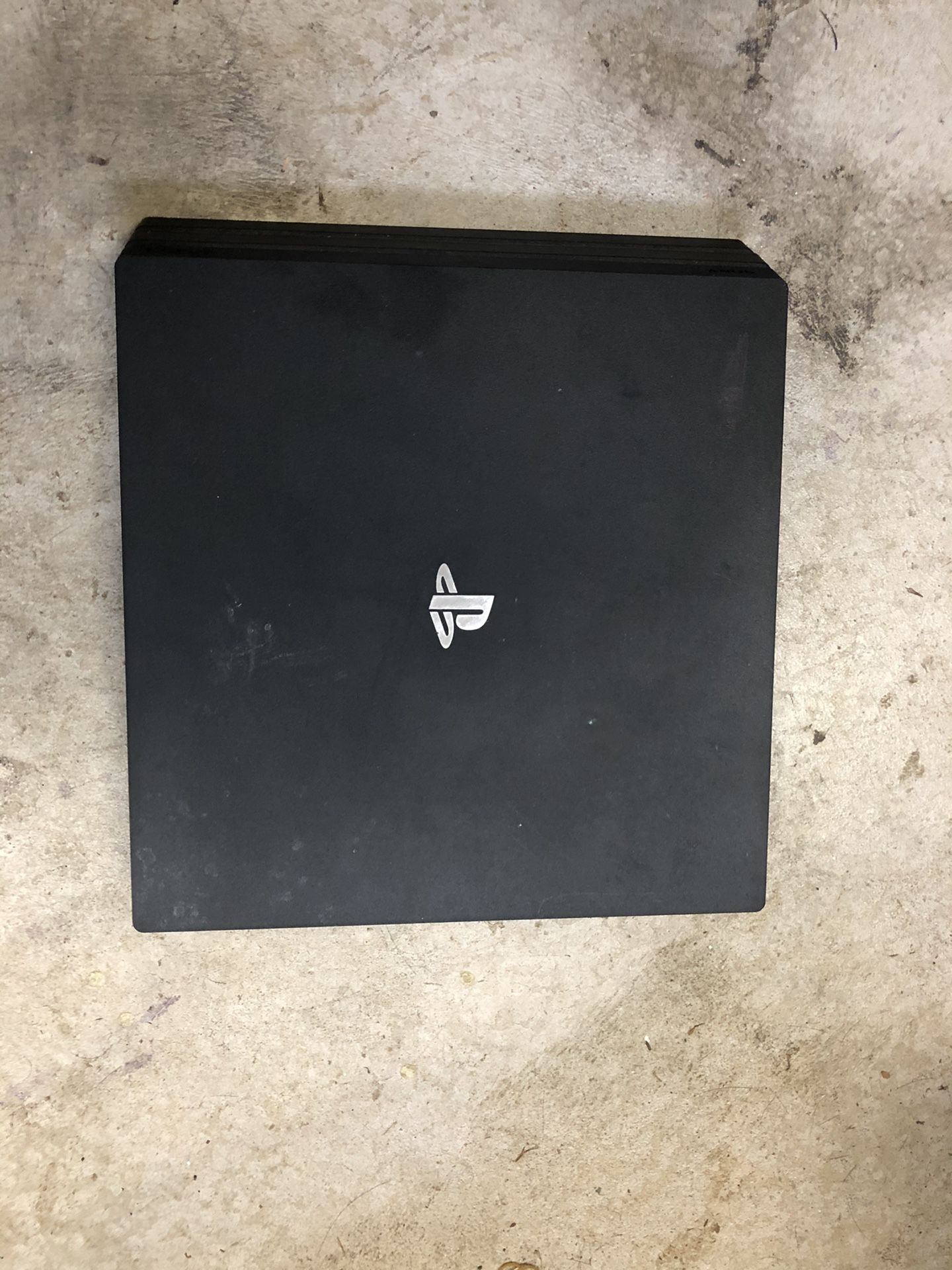 Sony Play Station 4 Pro