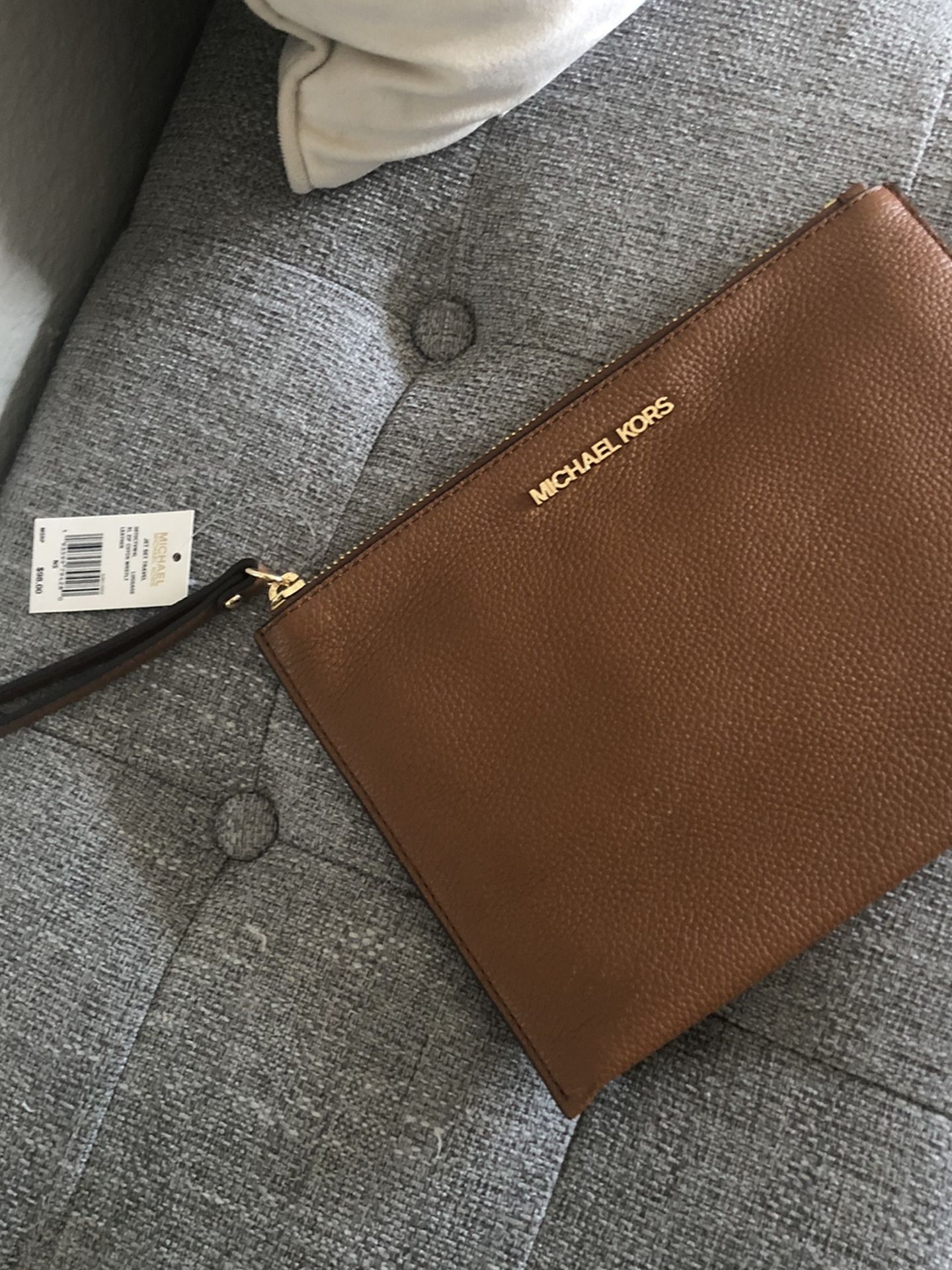Michale Kors Wristlet