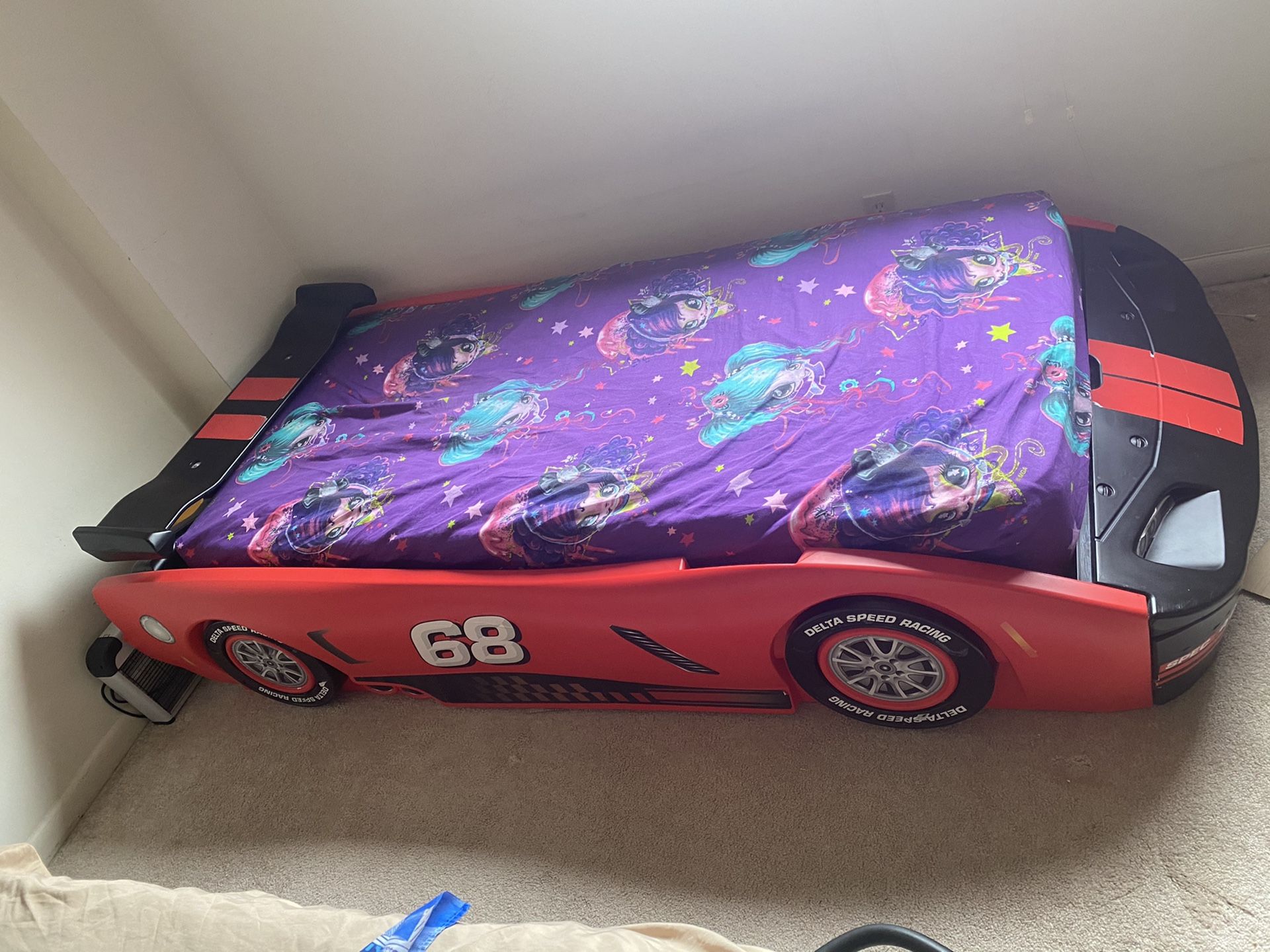Twin bed frame. Car/red.