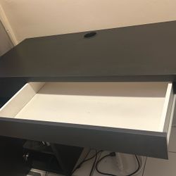 Working/Gaming Desk