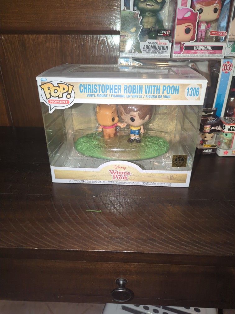 Funko Moment: Christopher Robin With Pooh