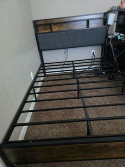 Full Size Bed