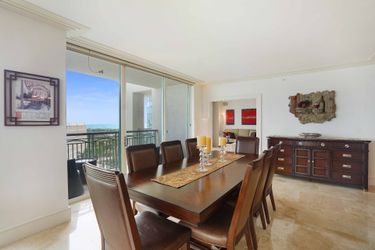 Ralph Lauren Extendable Dining Set – Table + 8 Chairs | Miami