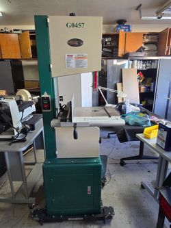 Band saw