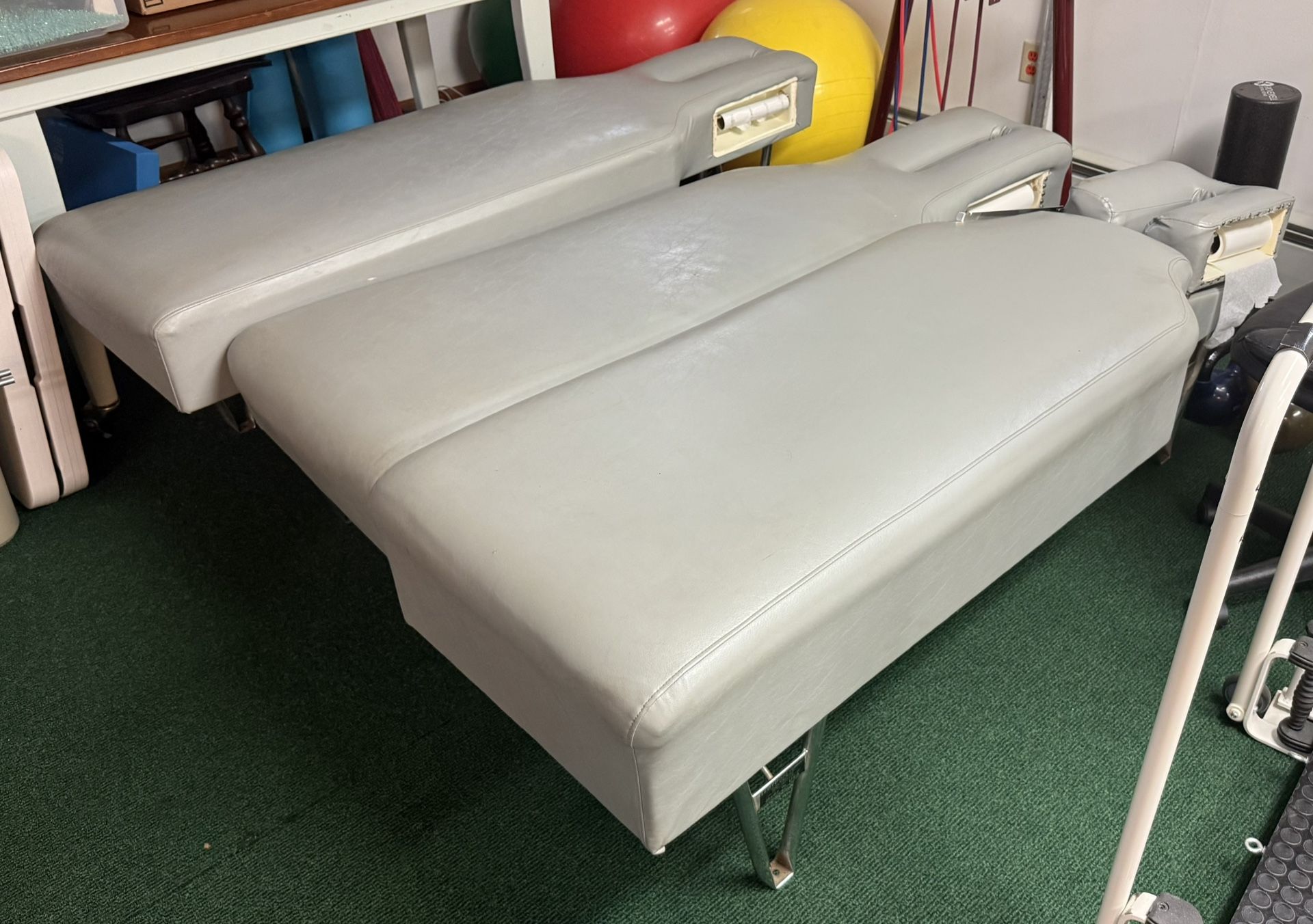 (3) Lloyd’s Chiropractic Massage Tables