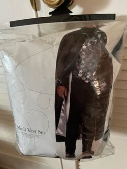 Men’s Halloween costume