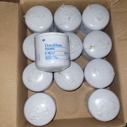 (12) Genuine Donaldson P550965 Spin On Oil Filters