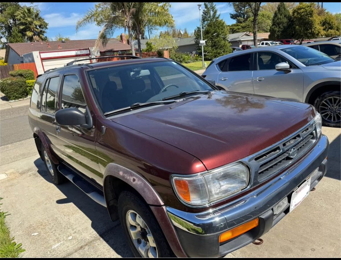 1998 Nissan Pathfinder