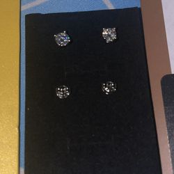 Moissanite Earrings  (PASSES DIAMOND TESTER)
