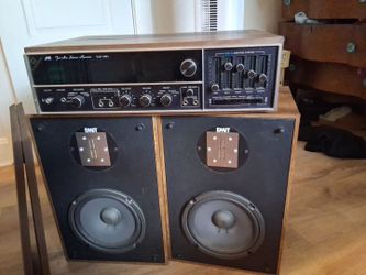 JVC FM-AM Stereo Receiver (model VR-5551) and Infinity Qe speakers (late 70's)