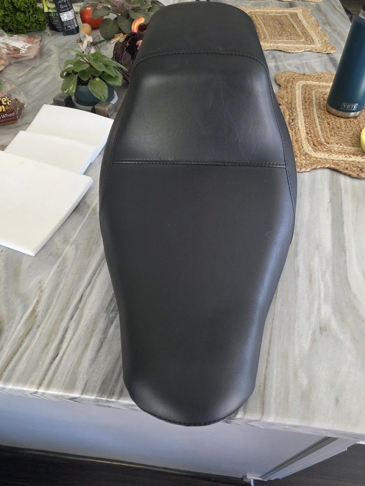 Harley Lowrider St Fxlrst Seat