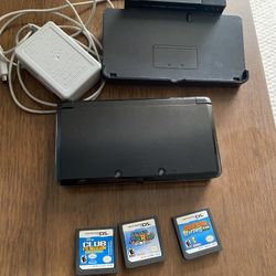 Nintendo 3 Ds + Games And Chager 