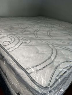 Set King Sizes Mattress And Box Spring 