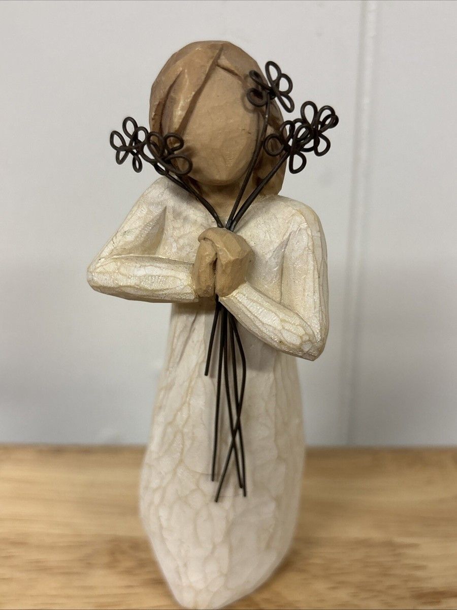 Willow Tree friendship Figurine by Susan Lordi