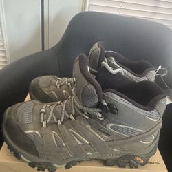 Merrell women’s size 8