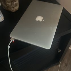 Apple Labtop