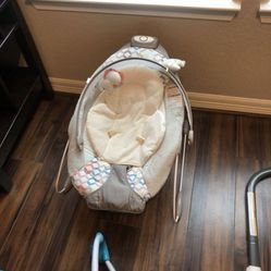 Baby swing