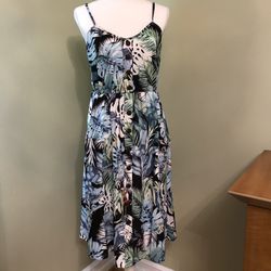 NWOT Lovely Midi Summer Dress, Size L