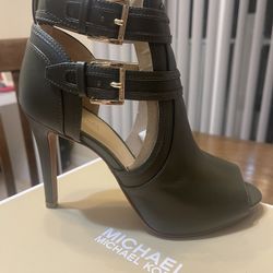 Michael Kors High Heels