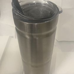 Flask - Stainless Steel, Large 24 Ounce “Bubba” Beverage Container. In Very Good Condition!