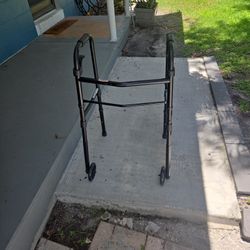 Black Walker With Wheels Excellent Condition Adjustable Height