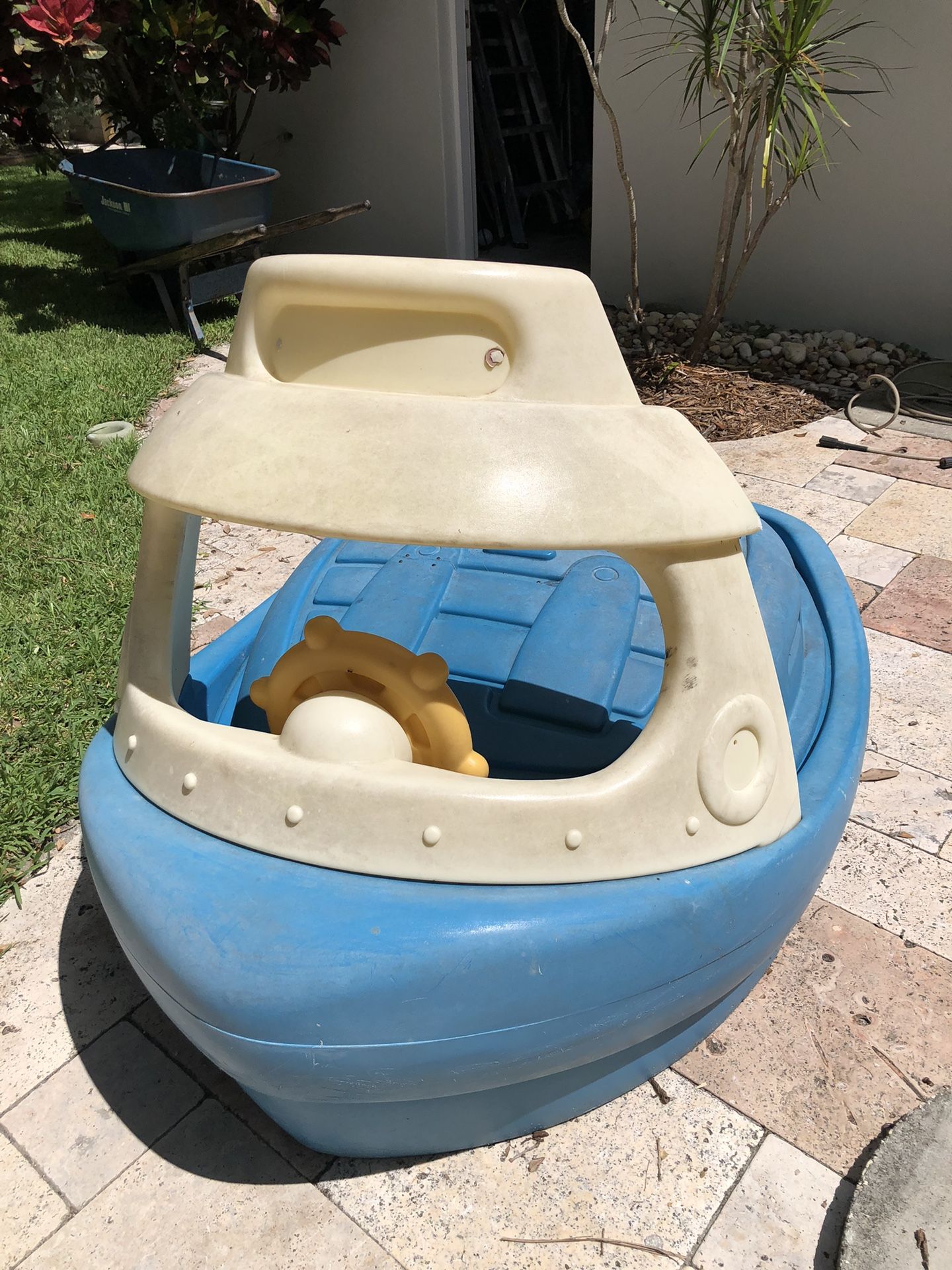 Little Tykes Tugboat Sandbox