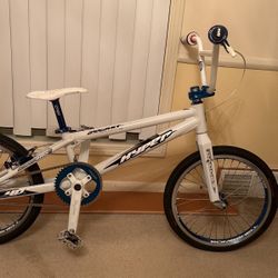 Hyper Assault Pro XL