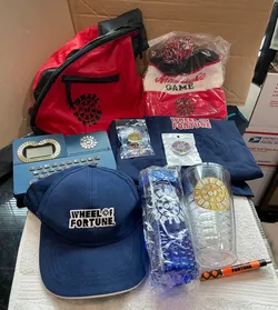 WHEEL OF FORTUNE MERCHANDISE SHIRT, HAT, MUG, PIN, SHOULDER BAG, ++ FREE GIFT