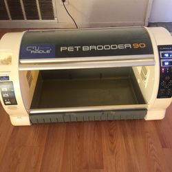 Pet Brooder 90