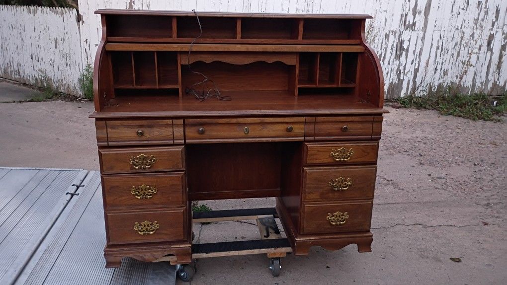 Rolltop Desk