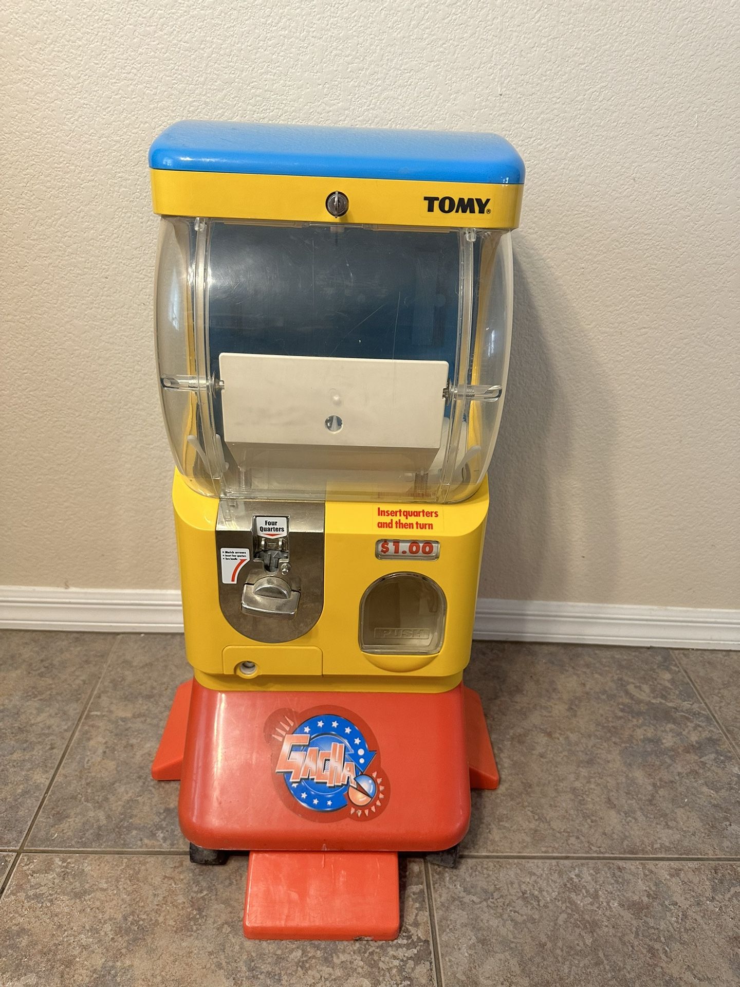 Tomy Gacha 2” Toy Capsule Vending Machine Pokémon
