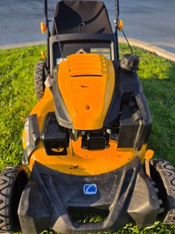 Cub Cadet Gas-Powered Push Lawn Mower