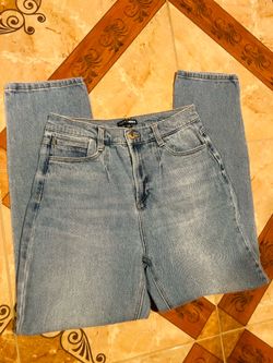 Fashion Nova Mom Jeans