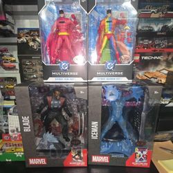 2025 McFarlane Red Platinum Edition Batman  Statues