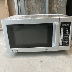 AMANA Microwave 