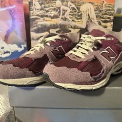 New Balance 2002R - Size 10.5