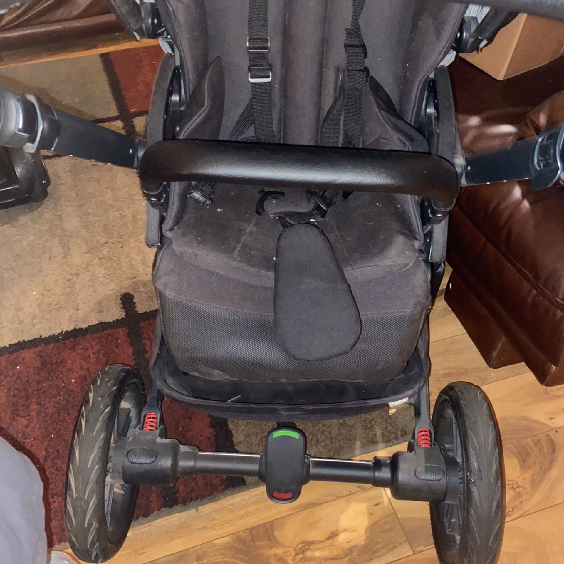 Black NUNA stroller/ Car seat Combo 