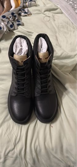 Gucci Black Leather Lace-Up Boots