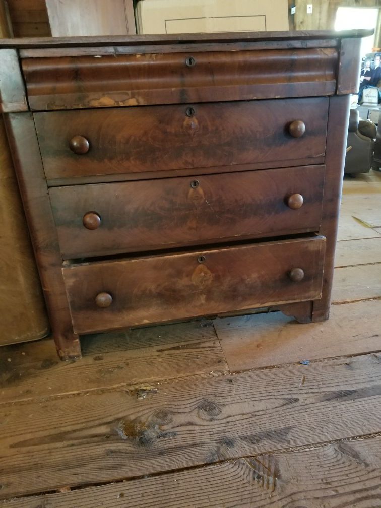 Dresser, antique