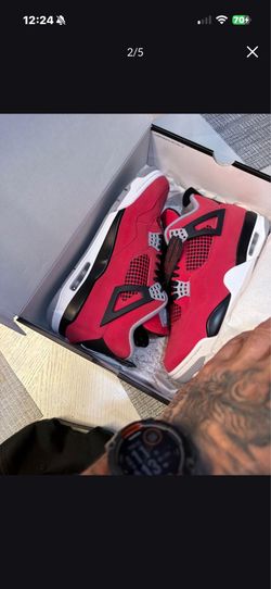 100% Authentic Jordan 4 Retro