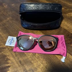 Oakley Sielo Matte Black Sunglasses w/ Case & Pouch