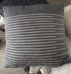 Decorative pillow - Hearth & Hand Striped Decorative Throw Pillow