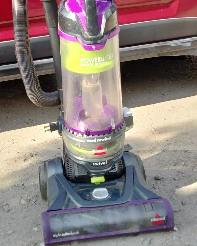 Power Lifter Swivel Rewind Vacuum