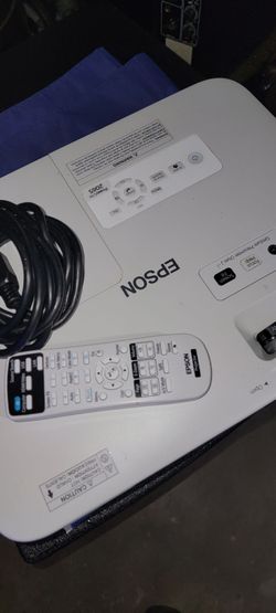 Epson PowerLite 2065 Projector with Remote