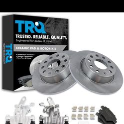TRQ Rear Brake Calipers Ceramic Pads & Rotors Fits 11 Volkswagen Golf 12 Jetta