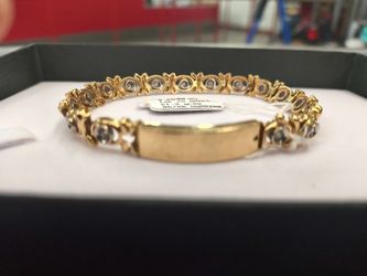 14kgold solid gold diamond bracelet 21.3 grams layway available 10% Dwon if you interested please make sure you ask for Maribel thank you