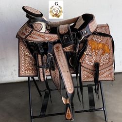 Montura bordada hecho en México 100% calidad